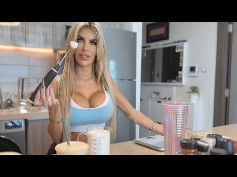 Autumn Blair – What I Eat in day – Lunch Vanilla Iced coffee, Eggs and Rice