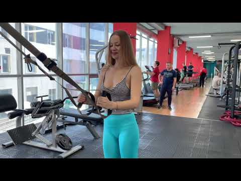 Lera does exercises