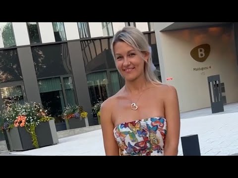 New beautiful long dress🦋 With amazing Butterfly’s 👠 Try on haul @Diva Life