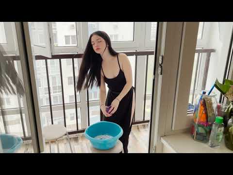 Polina Cleaning Day