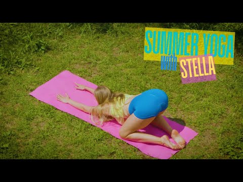 Summer yoga with Stella Cardo outside