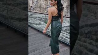 Walking in YSL Saint Laurent Classic Tribute