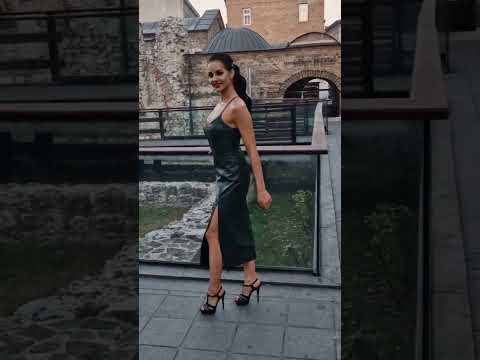 YSL Saint Lauren Tribute Classic  Try on and Walk